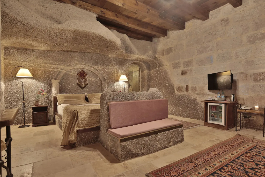 Tekkaya Cave Hotel