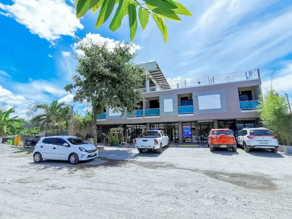 RedDoorz near KCC Mall Gensan