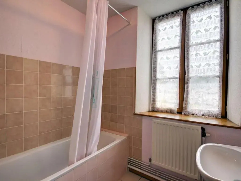 Gîte La Chambonie, 4 pièces, 6 personnes - FR-1-496-196