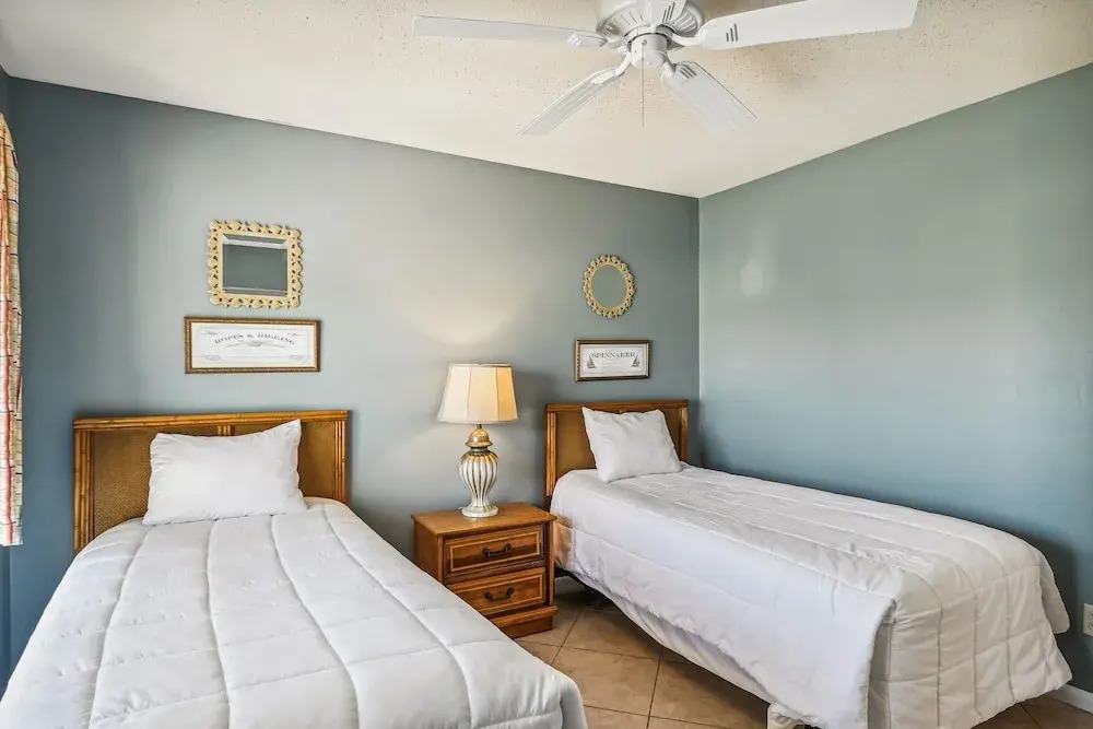 Sandpiper Cove 7201 2 Bedroom Condo by RedAwning