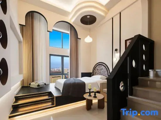 "Town Talk •THEMOMENAPARTMENTAesthetic Designer LOFT  (Nantong Vocational University Branch)