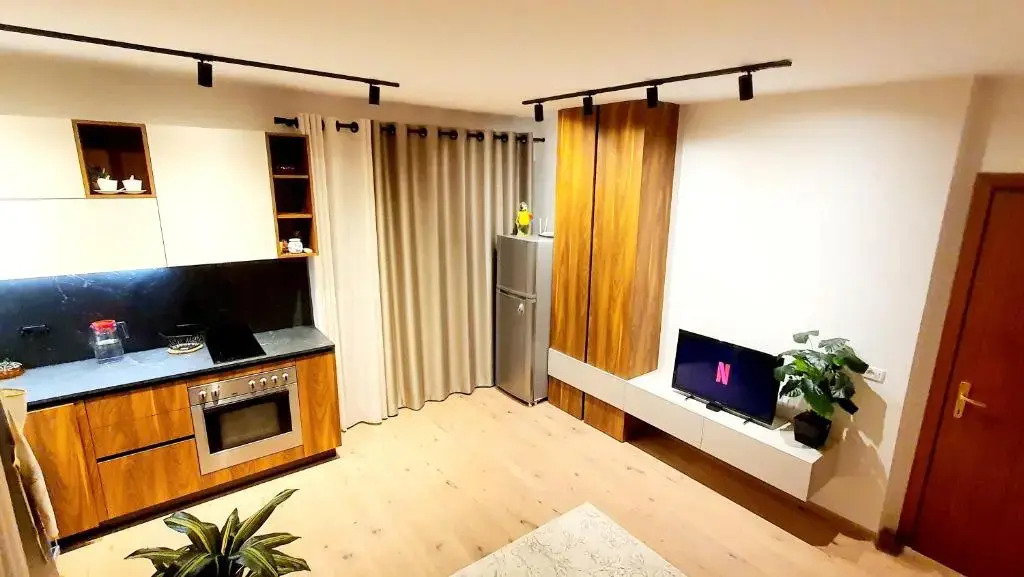 Vacation Vibes - Modern Apartment in Golem near sea