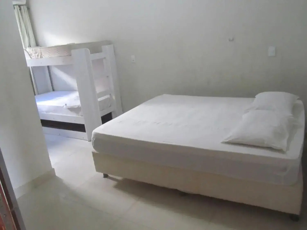 Apto 7 com piscina e wi-fi a 150 m da praia Mundaí