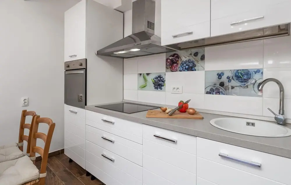 Amazing Apartment in Cres With 1 Bedrooms and Wifi