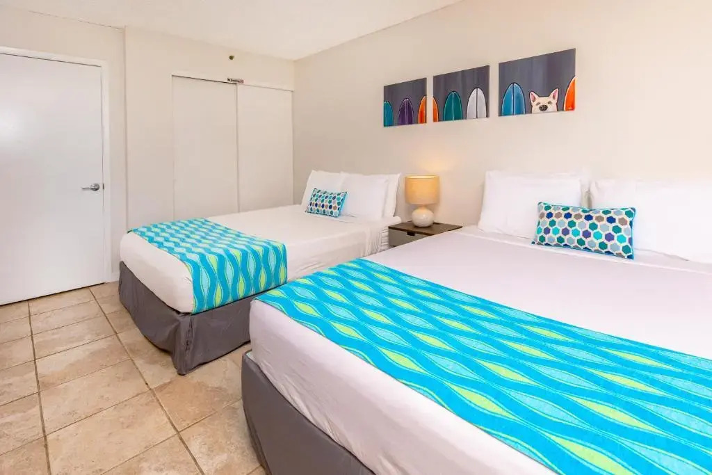 29th Floor Condo with Ocean Views, WiFi, Parking, AC - Short Walk to Beach!