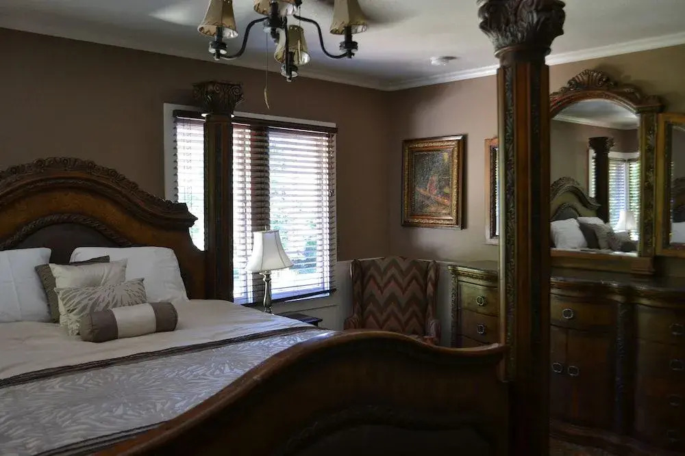 Guerneville Lodge