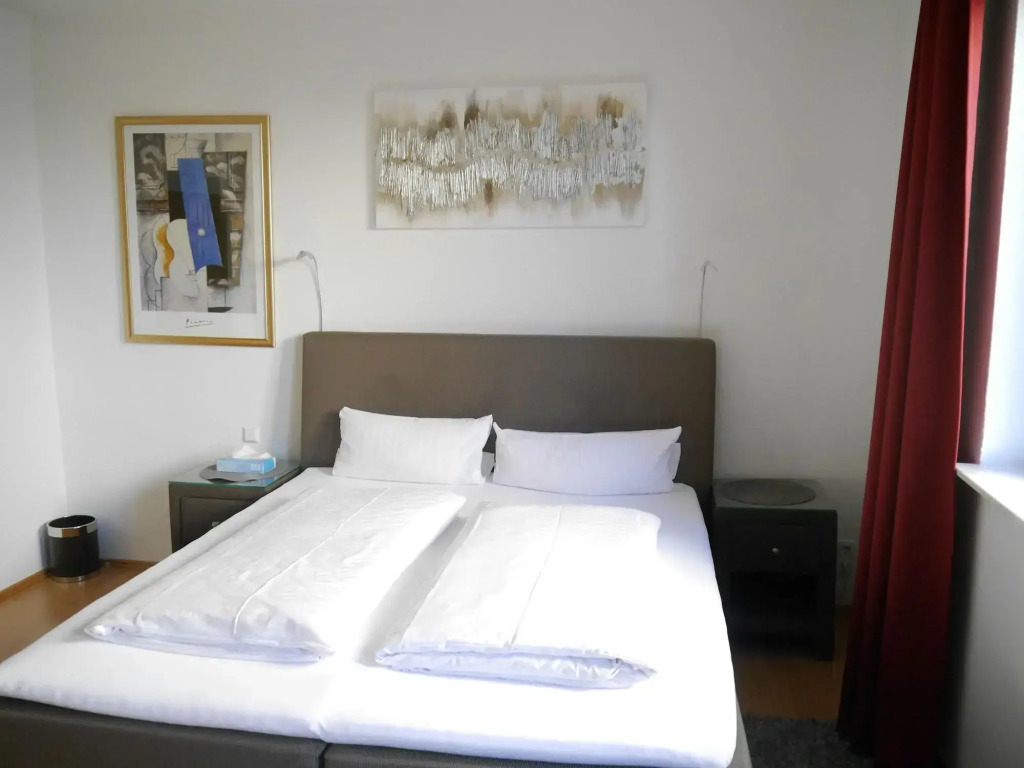 Tuniberg Restaurant Hotel