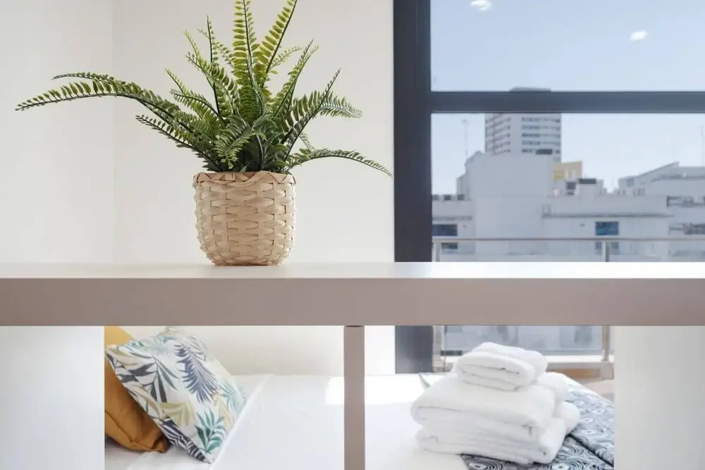 Studio w Balcony in Sanchinarro, 7 min to Train