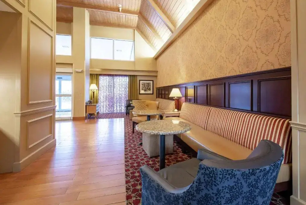 Hampton Inn