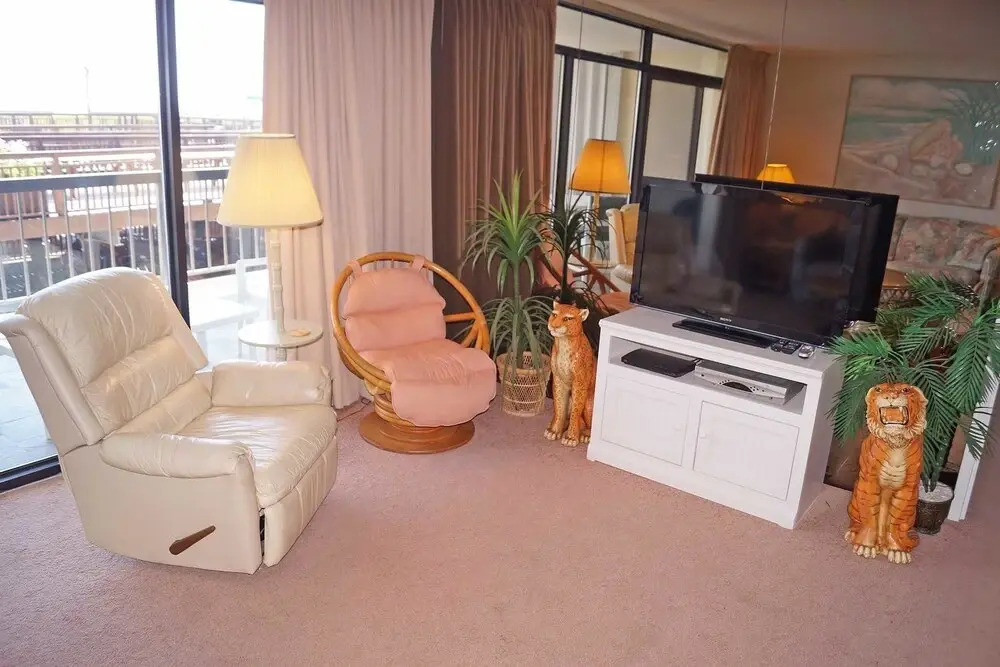 Irene 206 - 2 Br Condo