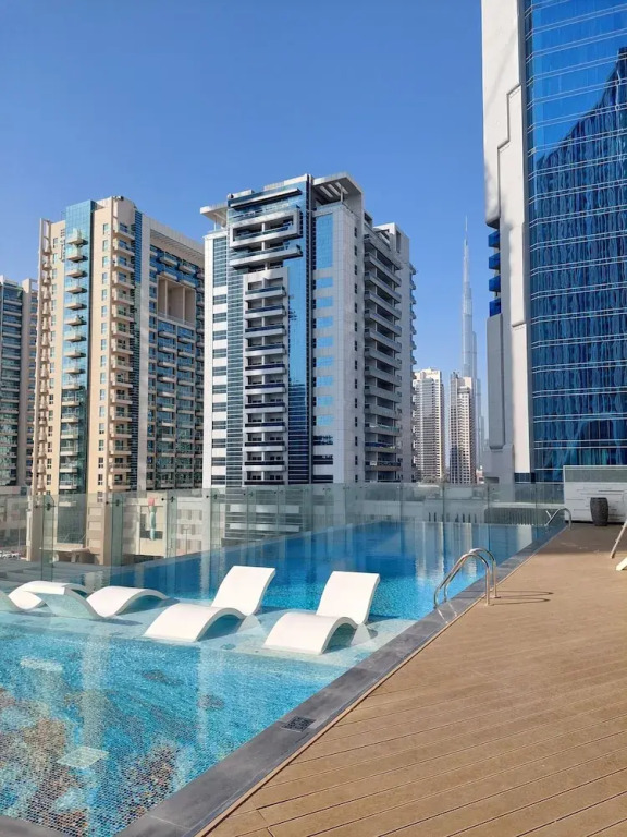 Brand New Modern Studio, Burj Khalifa View Pool