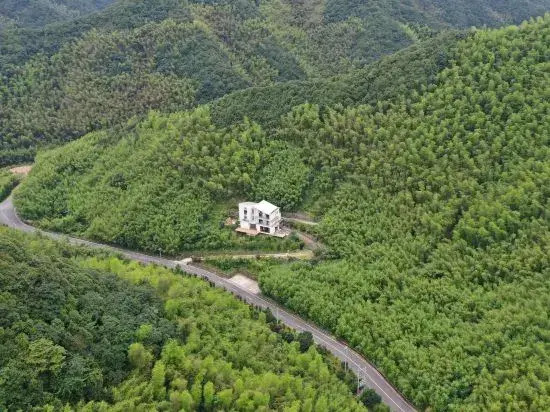 Wuji Anji Hana Hot Spring Resort Villa