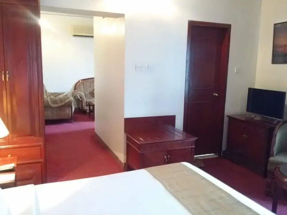 Hotel Bon Vivant