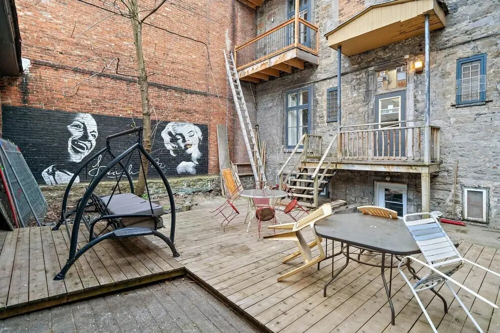Rustic Modern Loft 5 Minutes to Old Port Montreal