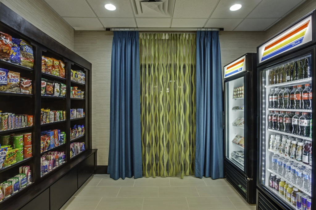 Holiday Inn Express & Suites - Orlando - Southeast by IHG