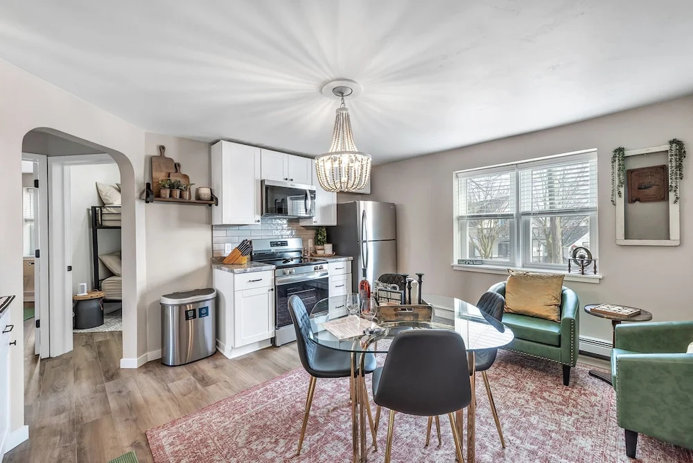 Newly Renovated we are the Perfect Location