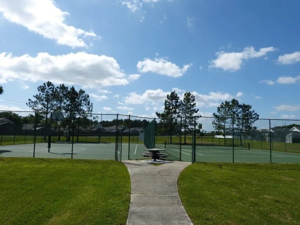 Sun Kissed Delight! Lovely Pool & Spa! 4 Bedroom Home by RedAwning