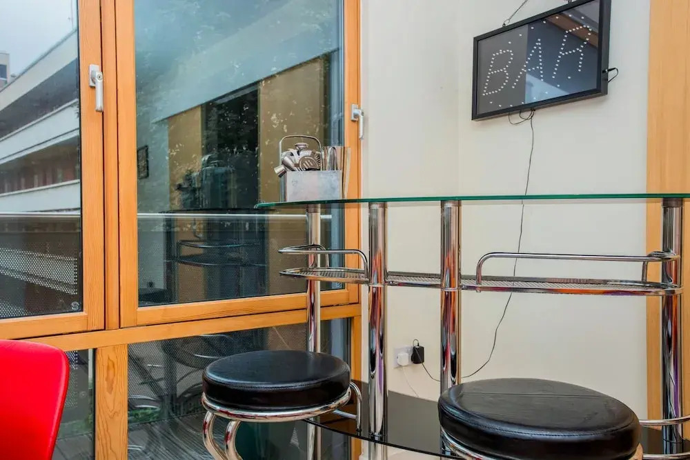 2 Bedroom Apartment Near Kings Cross