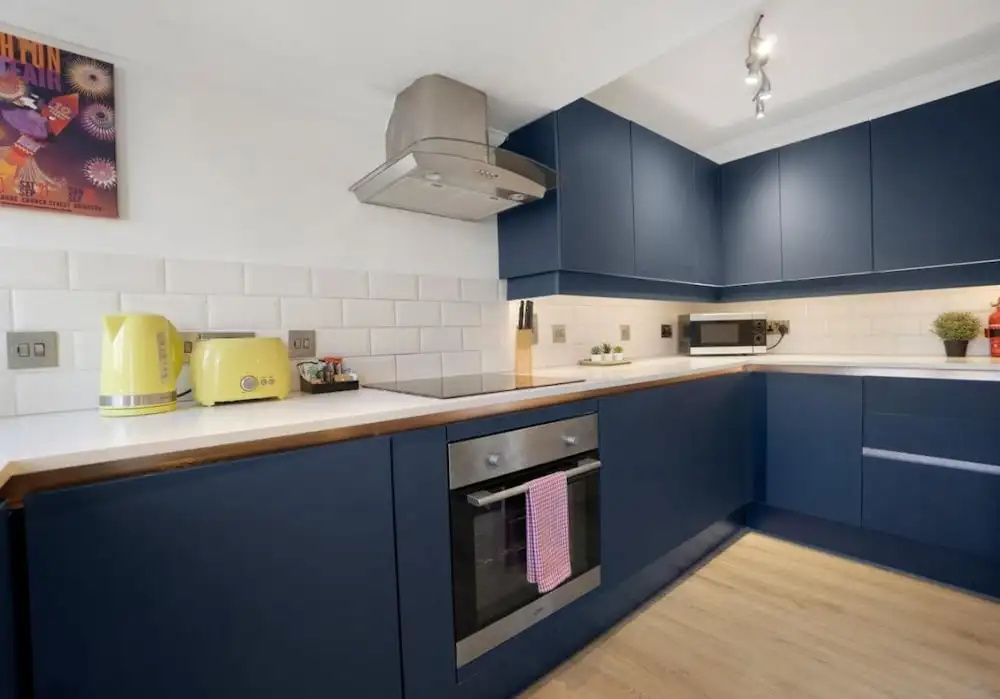 Brunswick Fab Pad - 2 Bedroom 2 Bathroom Garden View Balcony
