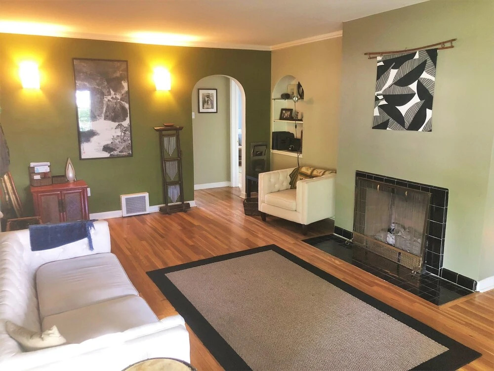 4-Bedroom Salt Lake Home with a Pool & Hot Tub
