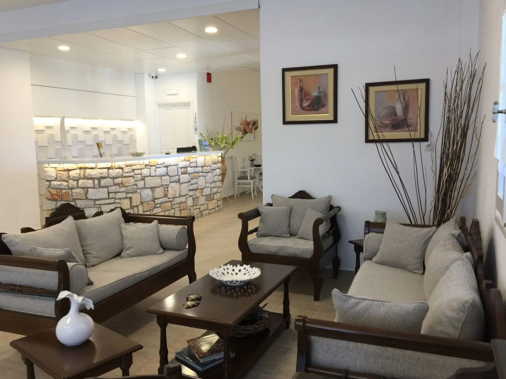 Kosmitis Suites & Villas