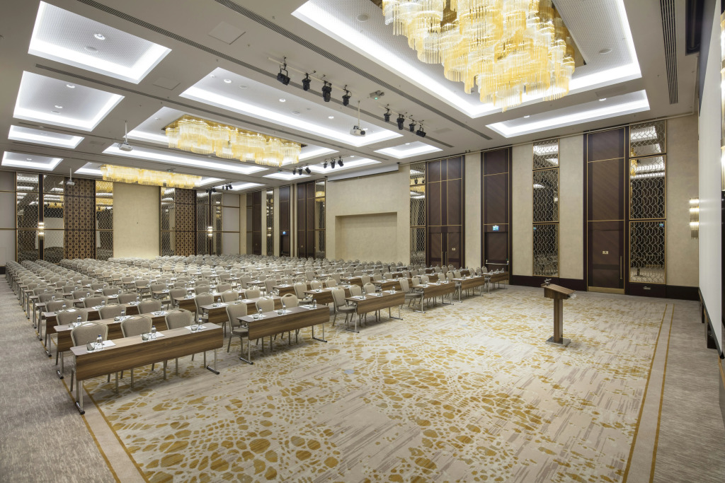 Doubletree By Hilton Antalya City Centre