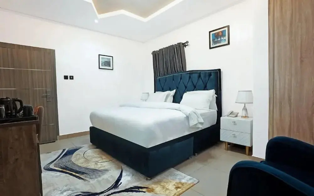 3h Villas