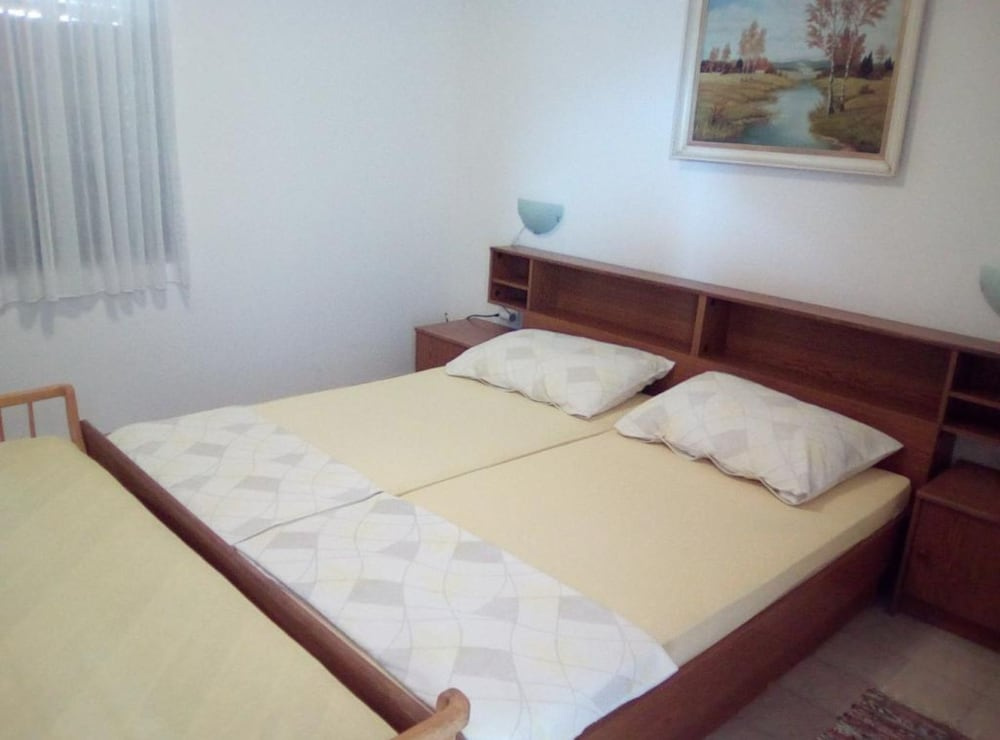 Apartments Branka Pag