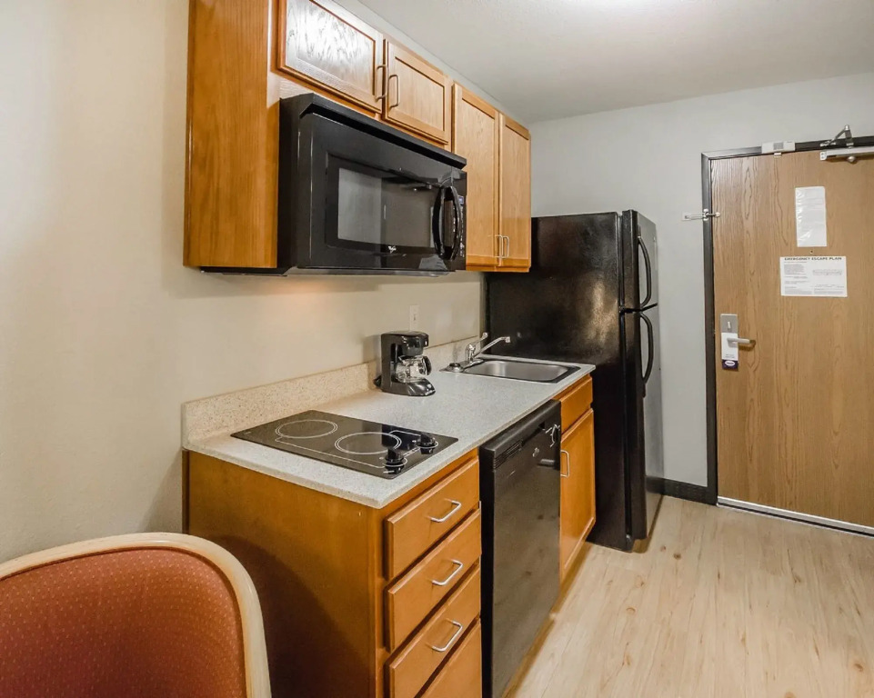 Suburban Studios Clarksville-Louisville North