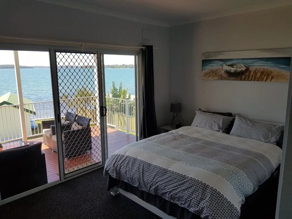 Lake Escape - Lake Macquarie