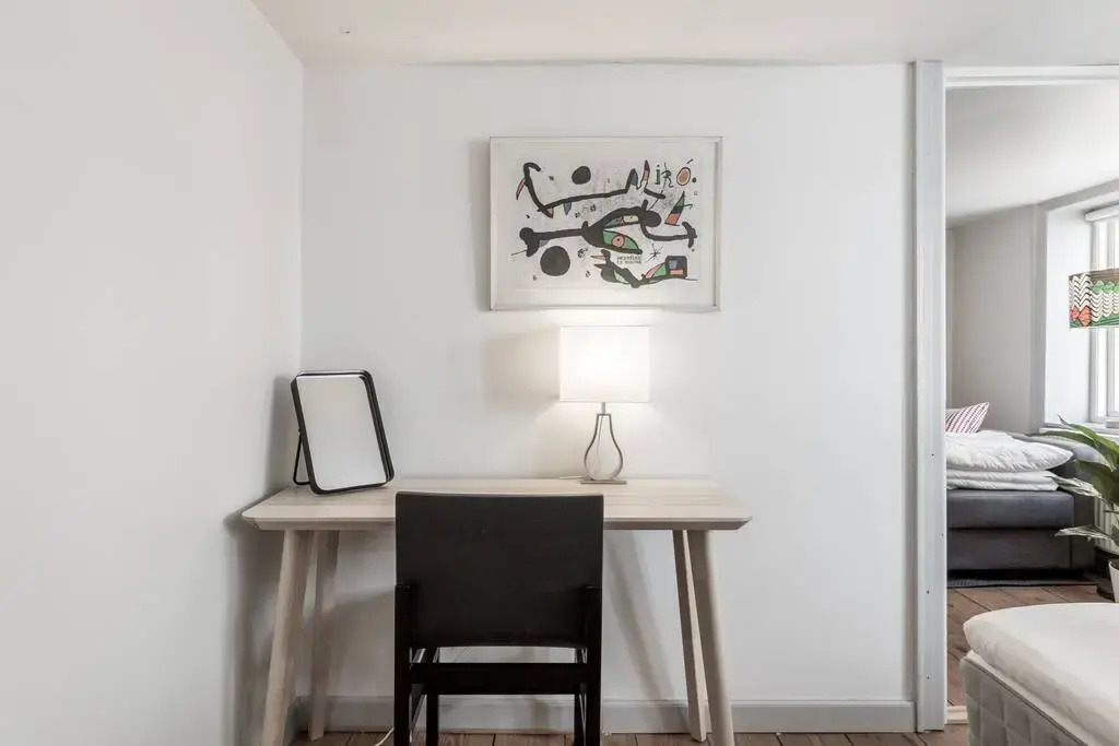 ★Apt. Centrum of CPH, 50M to Metro, w. Balcony!★