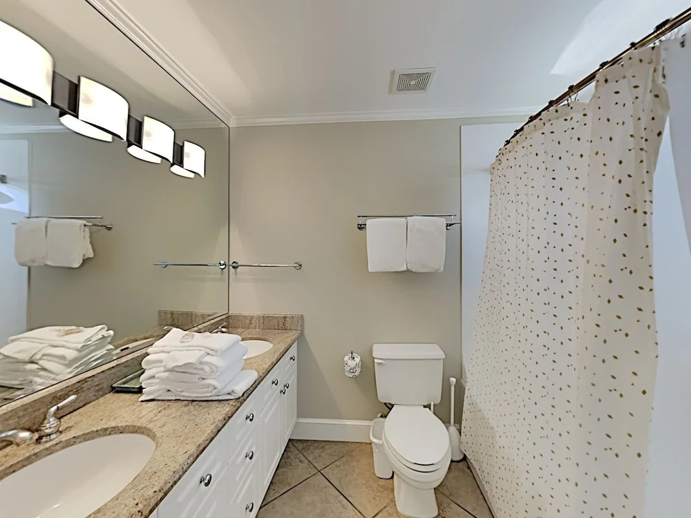 Emerald Dunes #405 by Southern Vacation Rentals