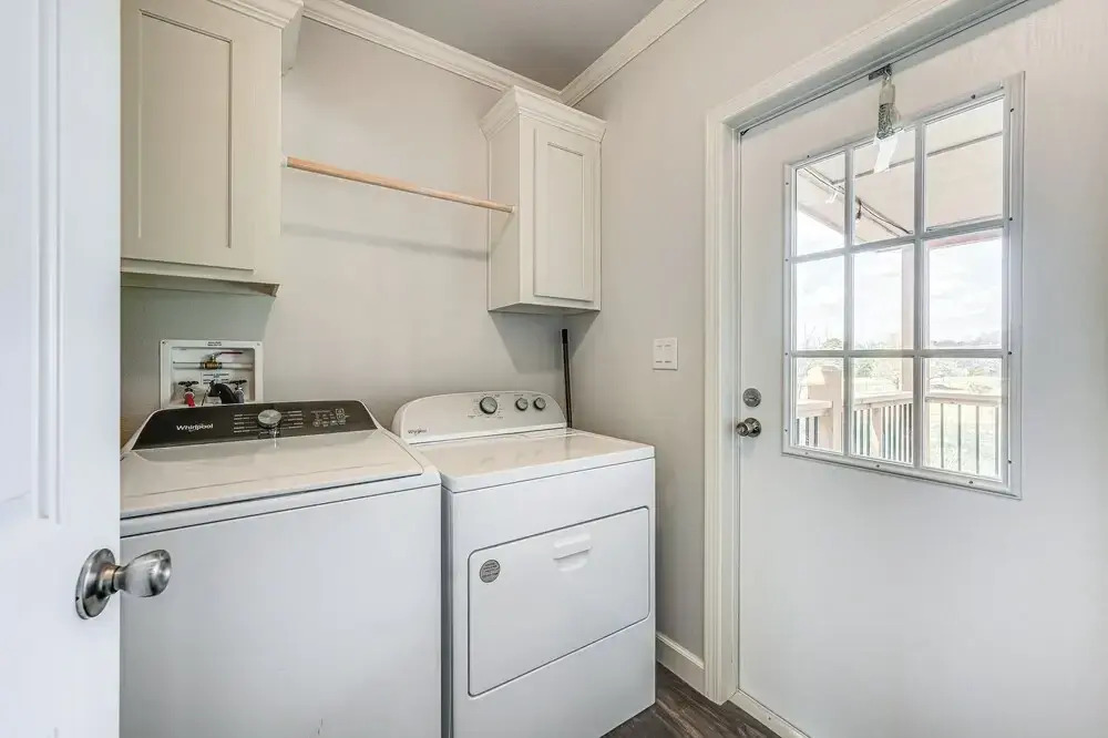 Lovely Broken Bow Cottage w/ Hot Tub & Fire Pit!
