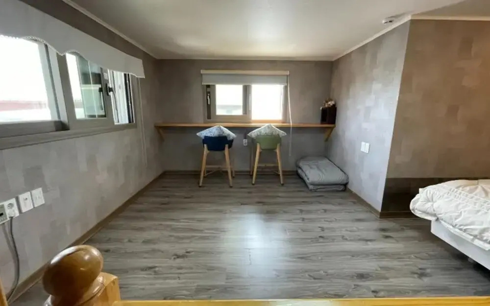 Sacheon Sagyejeol Pension