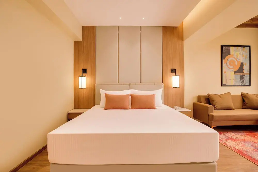 Lemon Tree Hotel, Mall of Dehradun, Dehradun