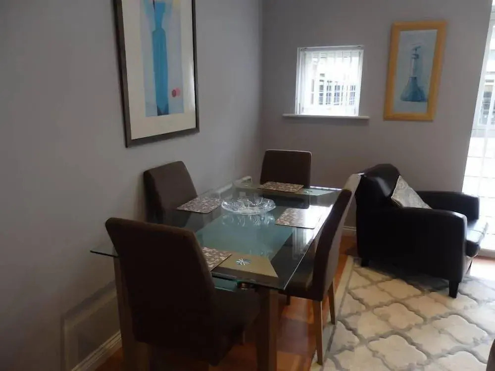Beautiful Two Bedroom Apartment