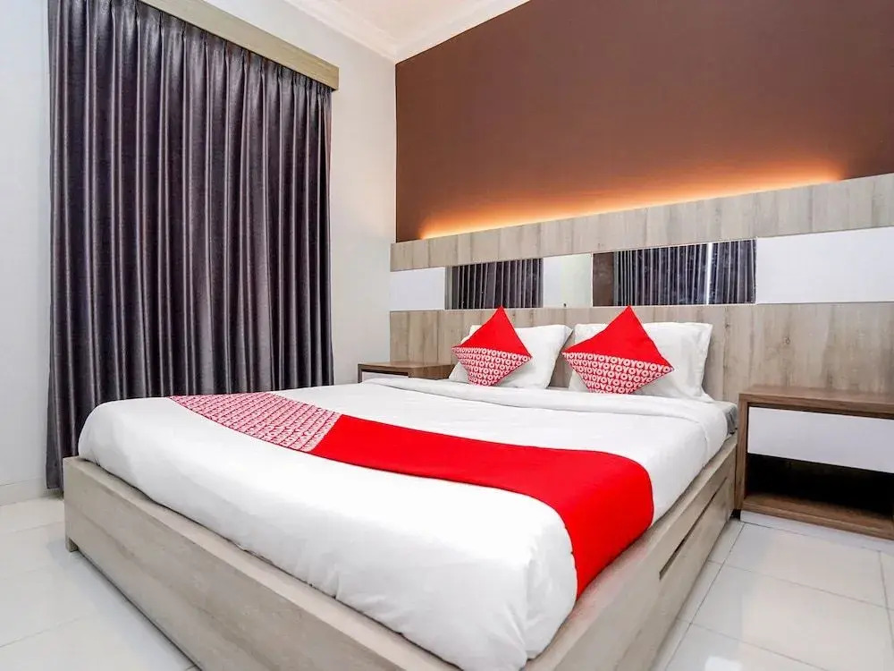 OYO 747 Cipunegara Residence
