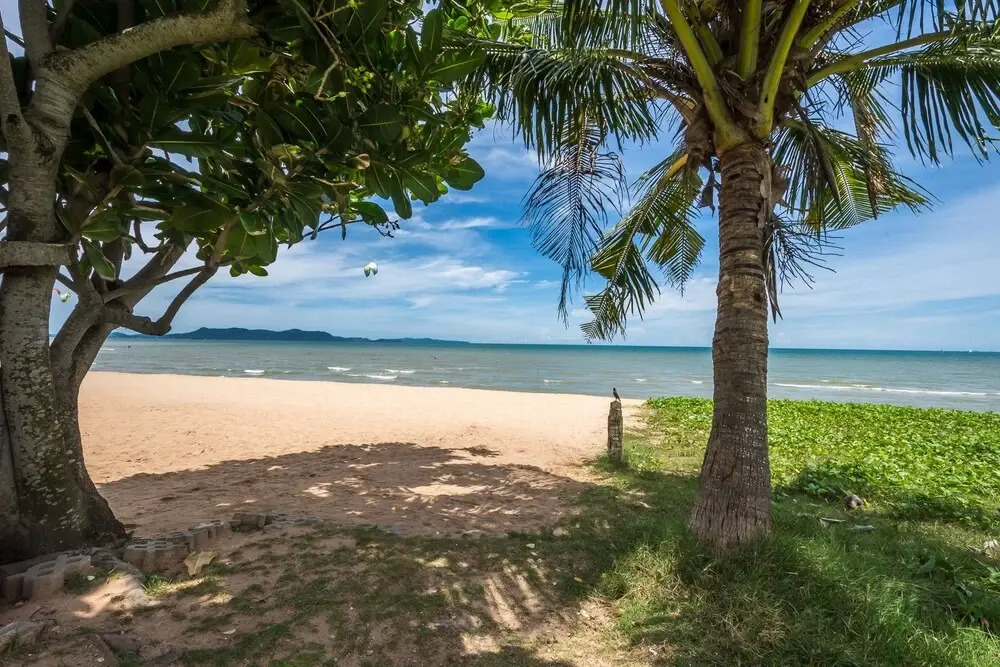 Exclusive Beachfront Villa