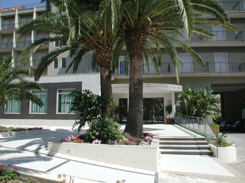 Park Hotel
