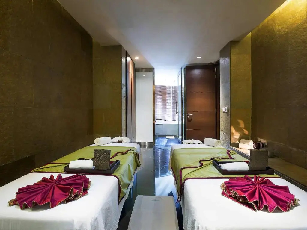 Novotel Kolkata Hotel and Residences