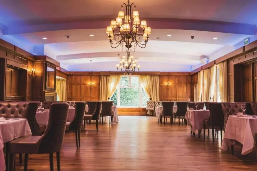 Dunadry Hotel And Gardens