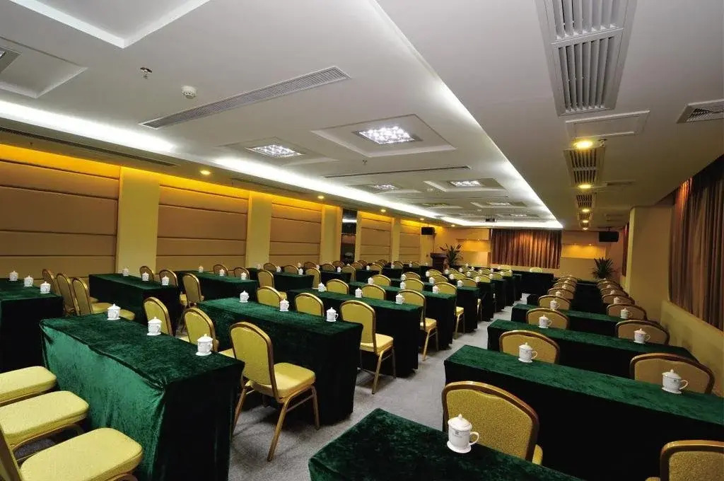 Zhaoqing International Grand Hotel