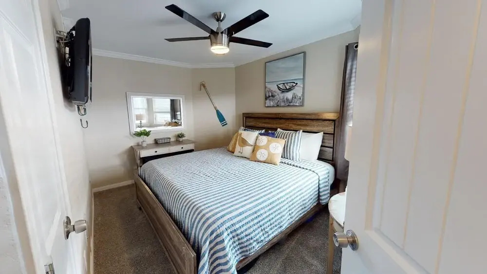 Seascape 2107 1 Bedroom Condo by RedAwning