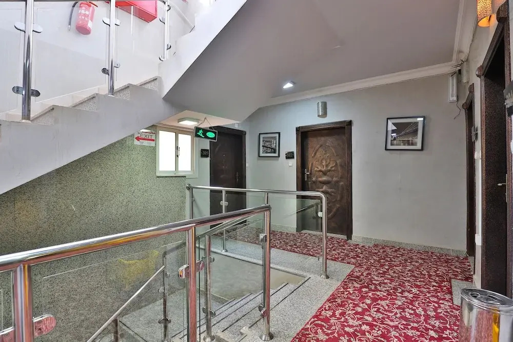 OYO 268 Durrat Alamaken Furnished Apts
