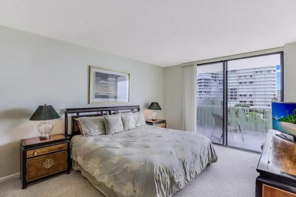Front Unit Facing Beach With Wraparound Balcony