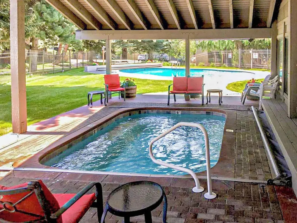 Sv155 - Walk to Lifts & Town - Hot Tub & Pool