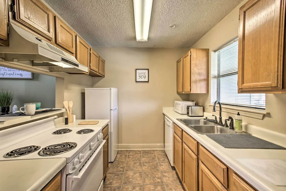 Baton Rouge Condo < 3 Mi to Tiger Stadium!