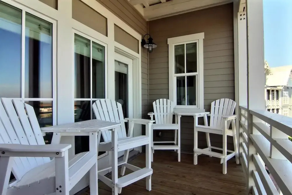 Stunning Cinnamon Shores Condo by TurnKey Vacation Rentals