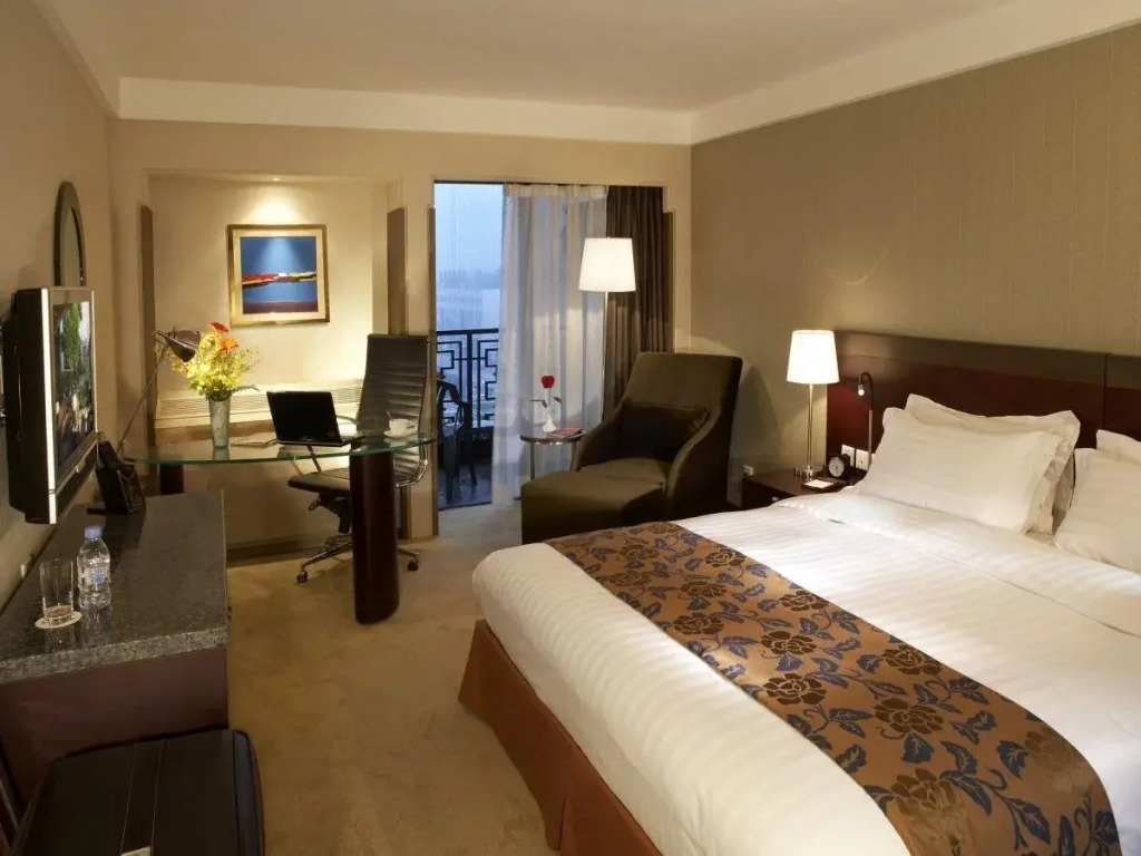 Jianguo Hotel
