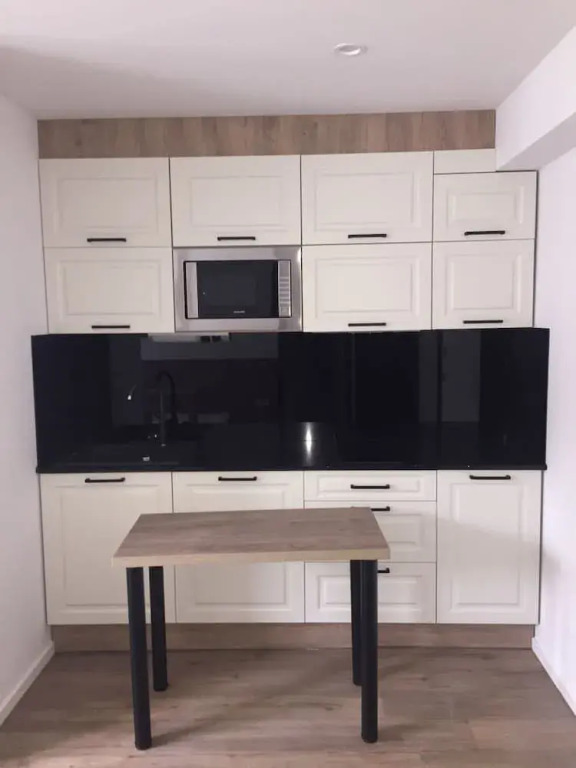AVI City Grand Apartments